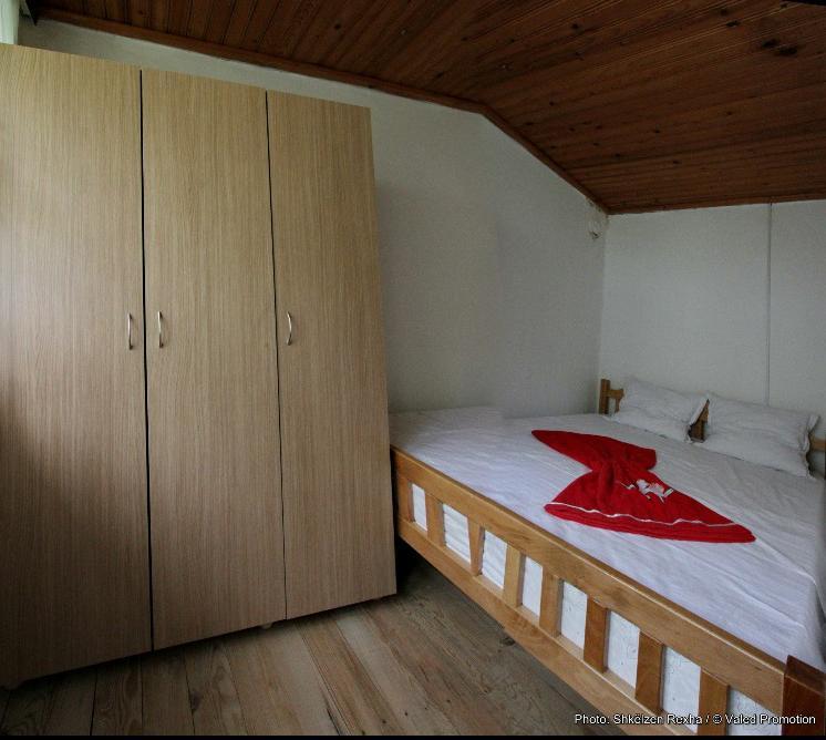 Bujtina Zhaveli Bed & Breakfast Gjakova Exterior photo